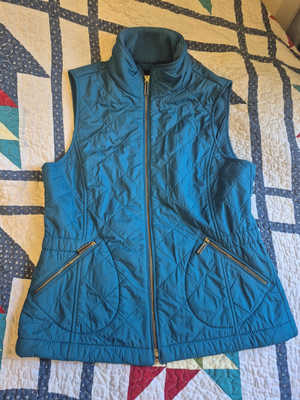 Talbots Teal Quilted Vest with Zip Pockets
